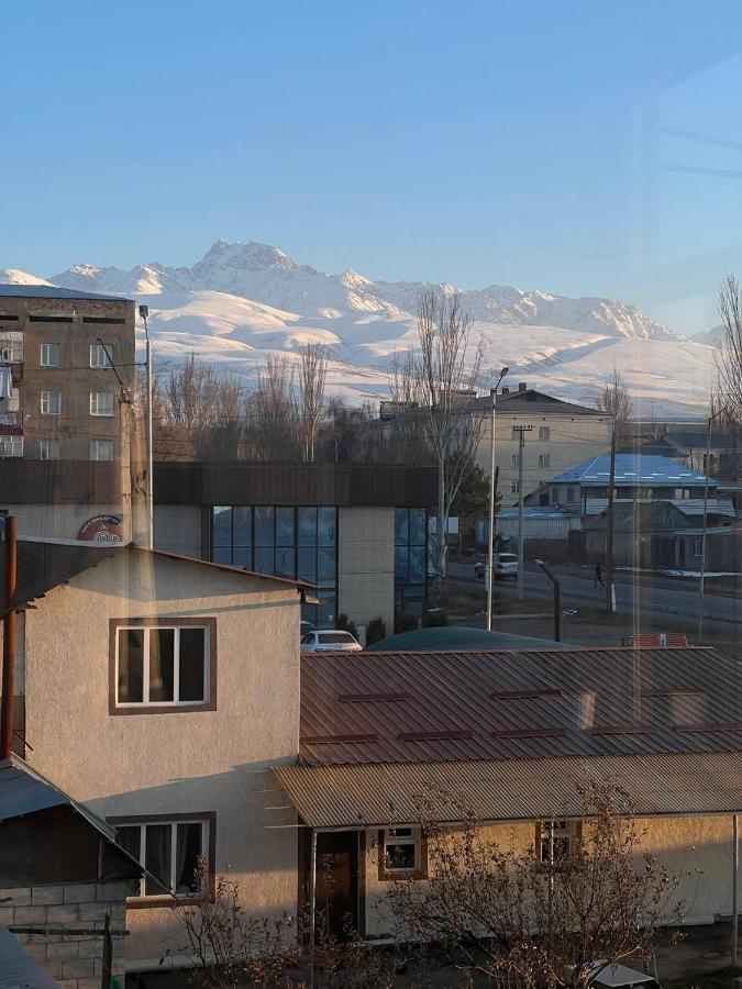 Emir Guest House In Karakol Exterior photo
